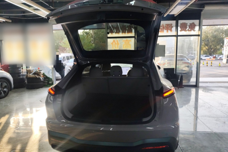 乐道L60 2024款 60kWh 后驱版机舱底盘23