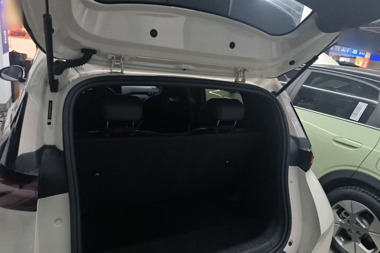 比亚迪 海鸥 2023款 自由版机舱底盘23