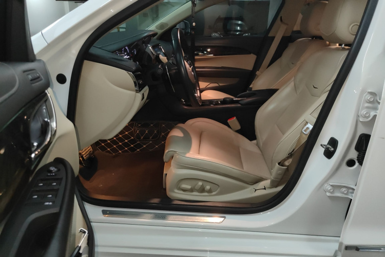 凯迪拉克ATS-L 2014款 28T 豪华型中控内饰20