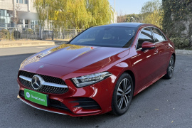 奔驰A级 2019款 改款 A 180 L 运动轿车