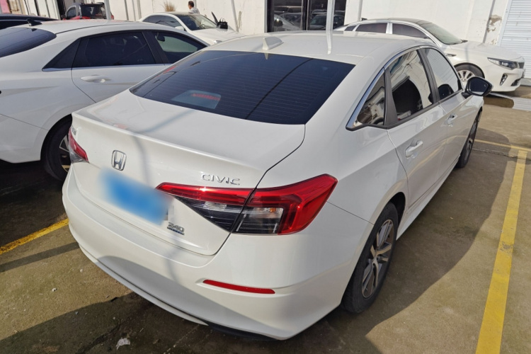 本田 思域 2023款 240TURBO CVT劲势版车身外观7