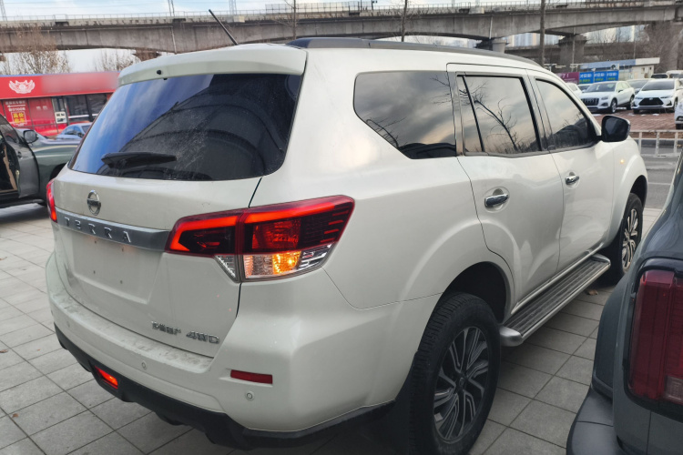 日产 途达 2020款 2.5L XL Upper 4WD 自动四驱豪华版车身外观7