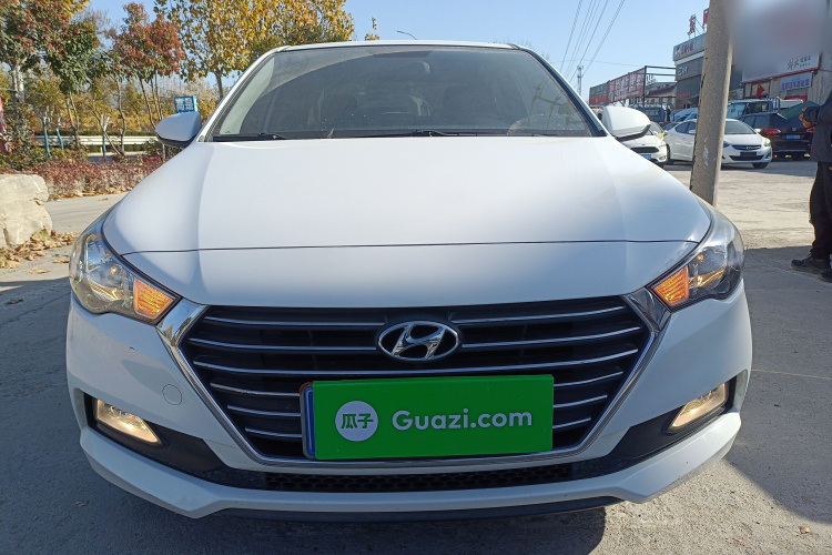 现代 悦纳 2016款 1.4L 手动炫酷版GLS车身外观6001