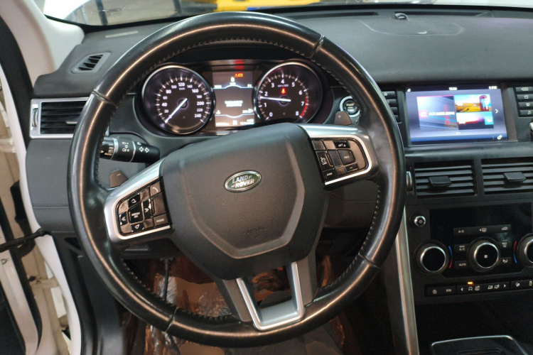 路虎 发现神行 2018款 240PS SE版局部细节13