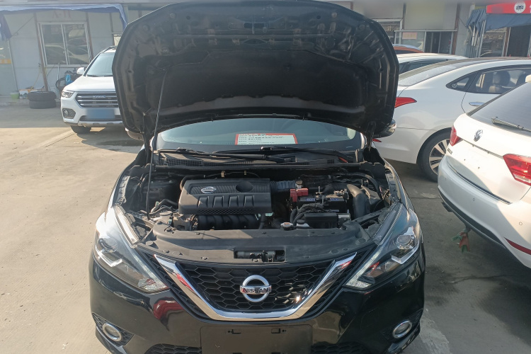 日产 轩逸 2019款 1.6XV CVT智联尊享版 国VI机舱底盘24