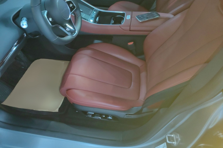 鸿蒙智行 智界S7 2024款 Max 后驱长航智驾版局部细节19