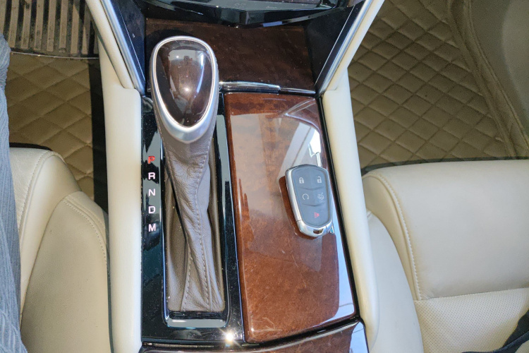 凯迪拉克XTS 2016款 28T 精英型局部细节18