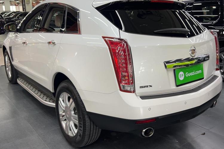凯迪拉克SRX 2014款 3.0L 精英型车身外观6005