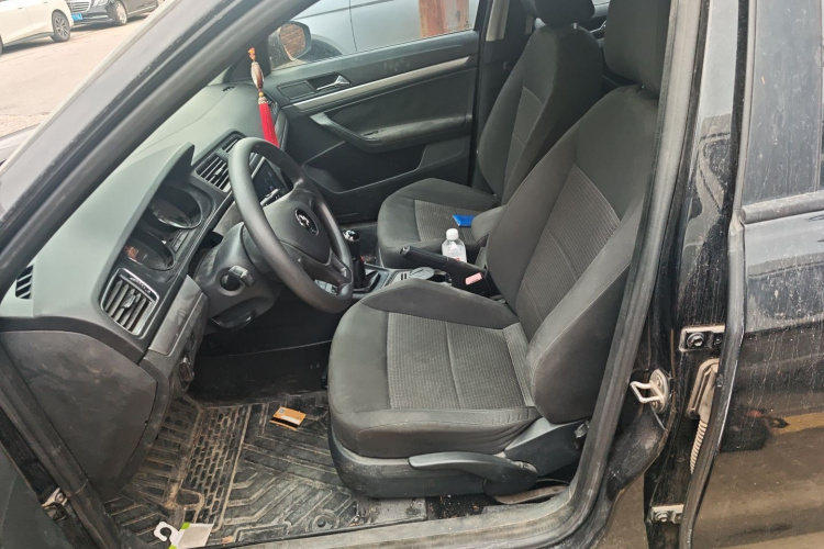 大众 朗逸 2015款 1.6L 手动风尚版中控内饰19