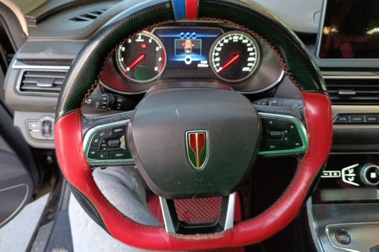 红旗H5 2020款 1.5T DCT旗韵版中控内饰13