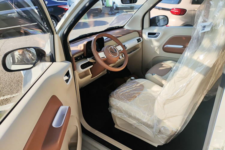 五菱汽车 宏光MINIEV 2024款 第三代 215km 青春版中控内饰20