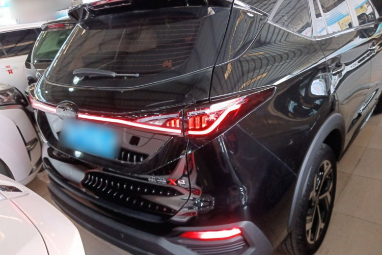 思皓X8 2022款 大圣版 300T DCT行者型 7座车身外观6004