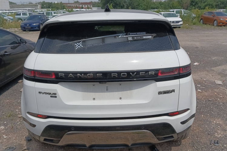 路虎 揽胜极光 2022款 极光L 249PS R-Dynamic 豪华版车身外观6004