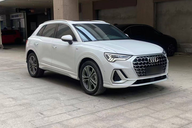 奥迪Q3 2024款 40 TFSI 时尚动感型车身外观6003