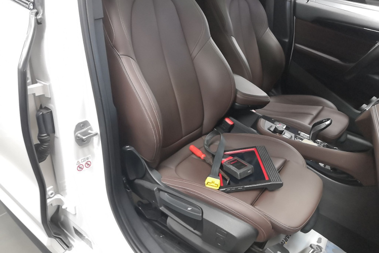 宝马X2 2020款 sDrive25i 领先型M运动套装局部细节41