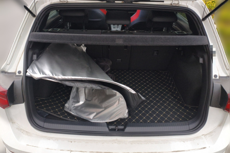 大众 高尔夫GTI 2023款 380TSI DSG GTI中控内饰23