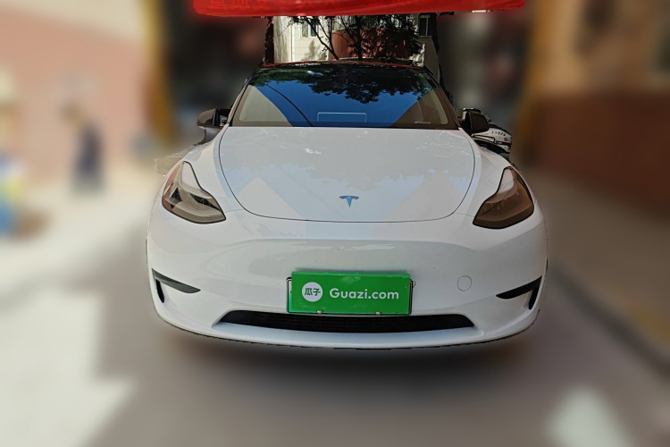 特斯拉 Model Y 2024款 后轮驱动版车身外观2