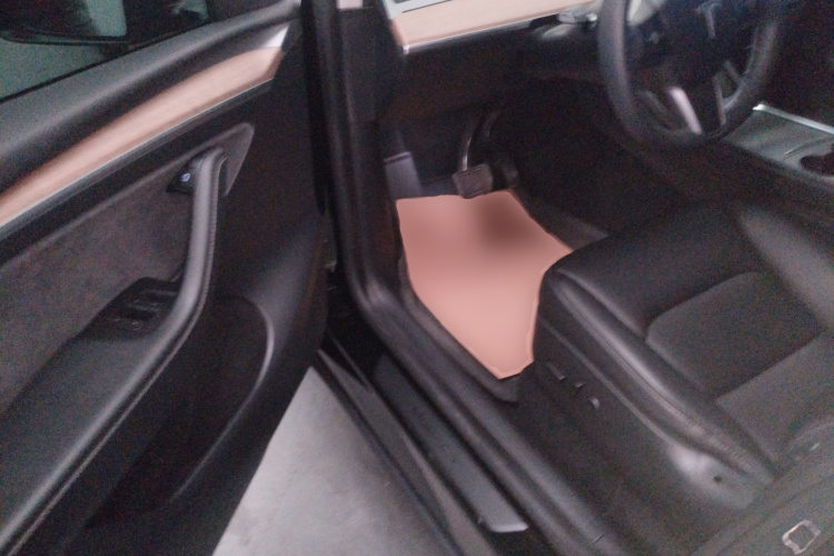 特斯拉 Model Y 2021款 长续航全轮驱动版 3D7中控内饰20