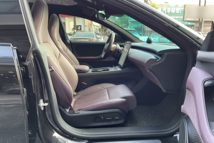蔚来ET5T 2024款 75kWh Touring中控内饰7008