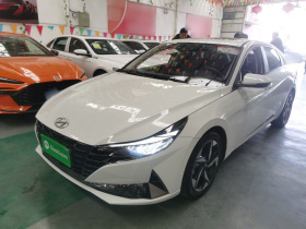 现代 伊兰特 2022款 1.5L CVT GLX精英版