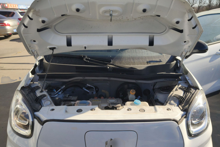 零跑汽车 零跑T03 2024款 310舒享版机舱底盘24