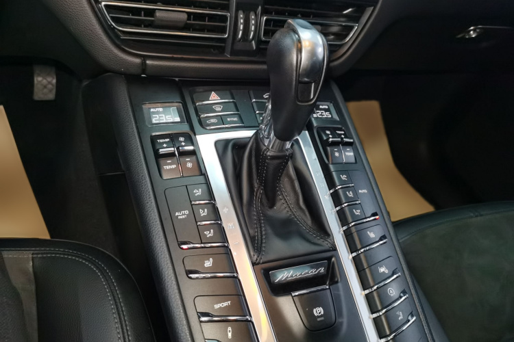 保时捷 2018款 Macan 2.0T局部细节18