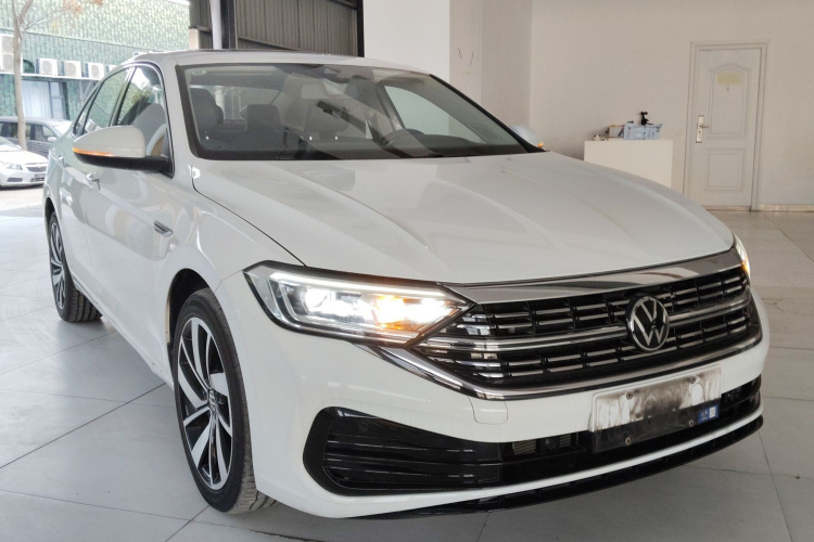 大众 速腾 2023款 300TSI DSG超越版车身外观3