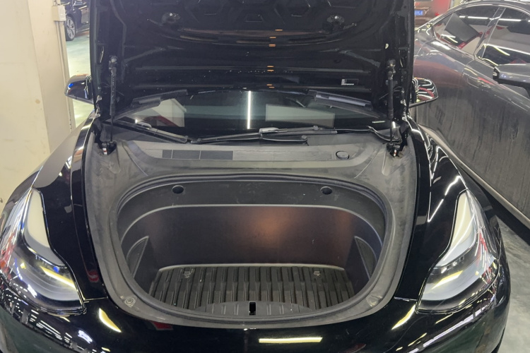 特斯拉 Model 3 2022款 后轮驱动版局部细节24