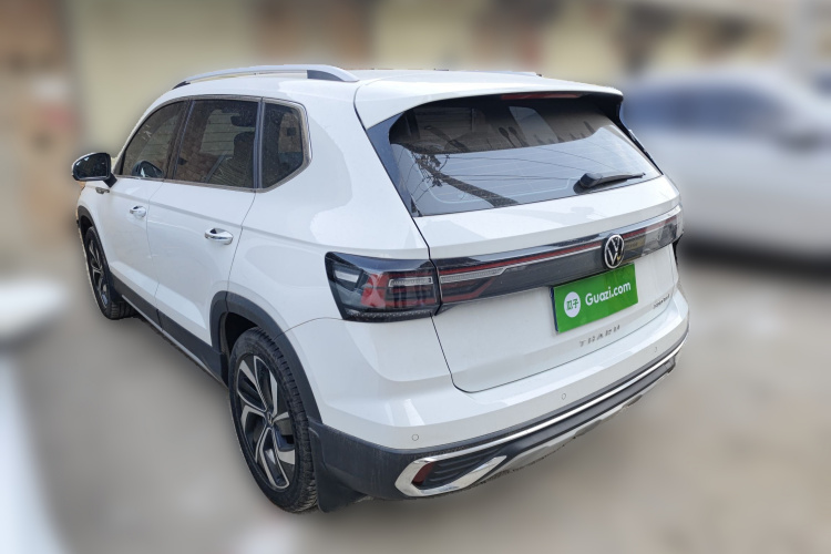 大众 途岳 2023款 300TSI 两驱满月版车身外观5