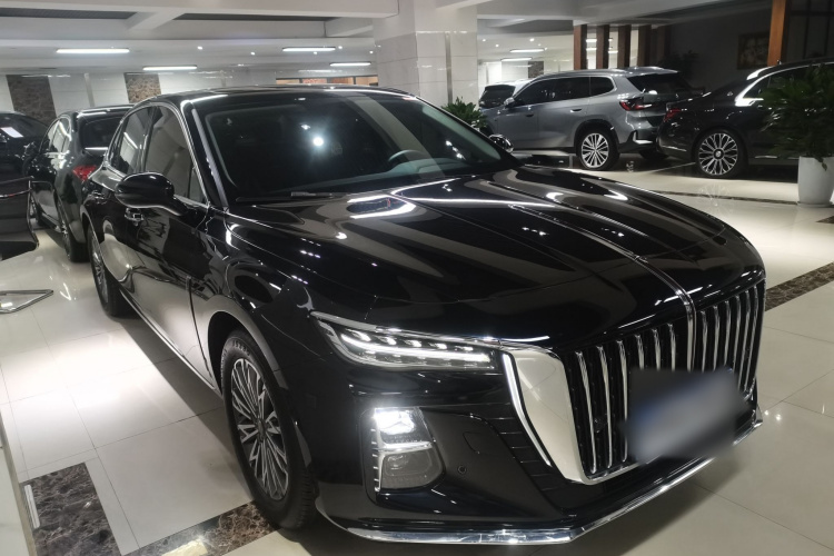 红旗H5 2024款 1.5T DCT智联旗韵版车身外观3