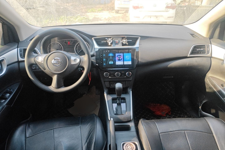 日产 轩逸 2024款 经典 1.6XE CVT舒适版中控内饰12