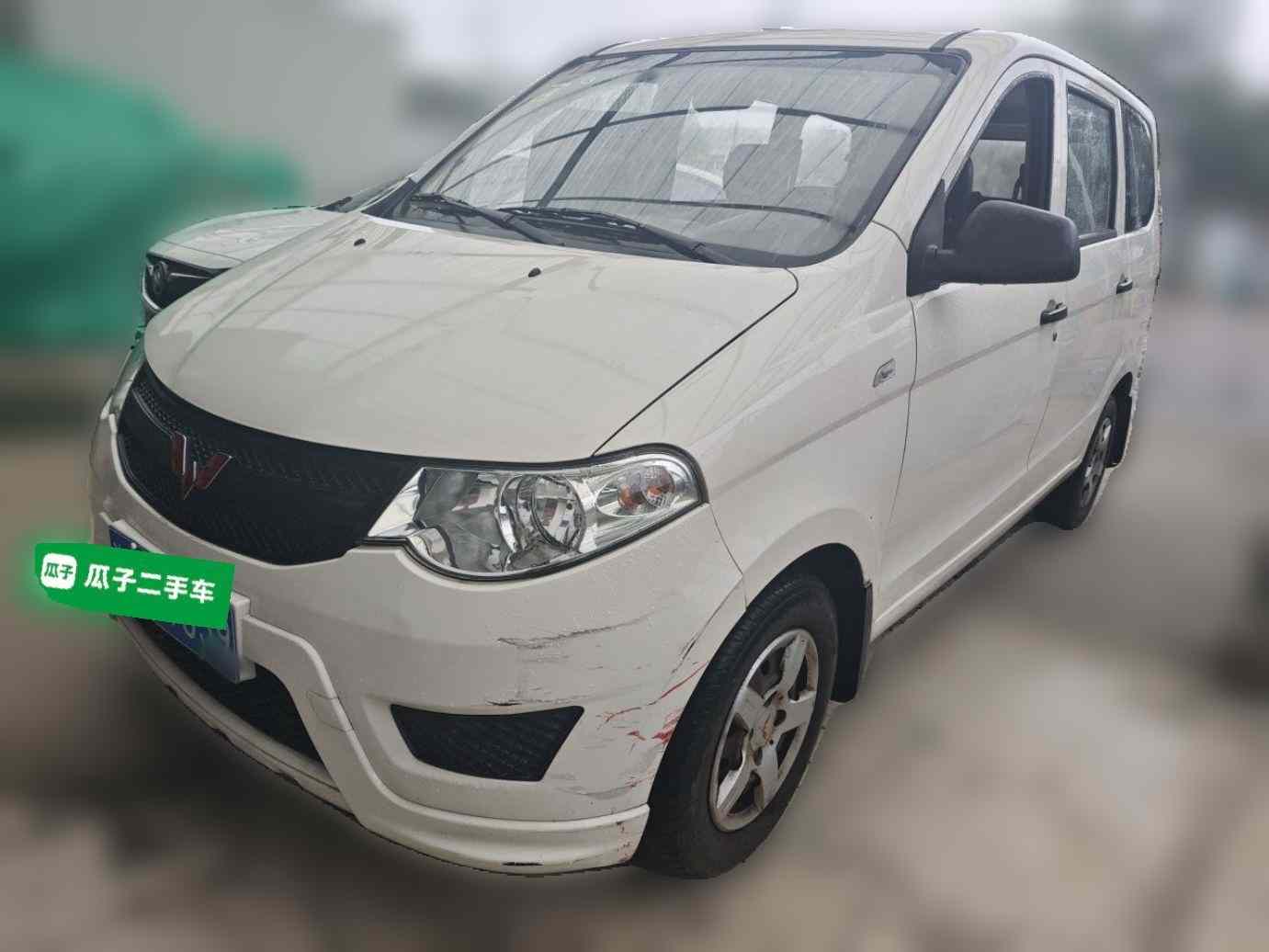 五菱汽车 五菱宏光 2021款 改款 1.5L S基本型 液压助力LAR(2)