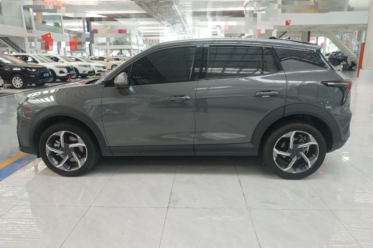 领克06 2023款 Remix 1.5T 劲Pro车身外观4