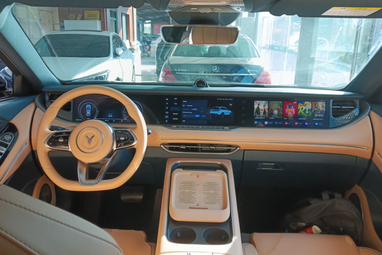 岚图汽车 岚图FREE 2023款 四驱超长续航增程版中控内饰12