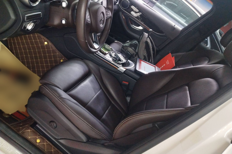 奔驰GLC 2019款 GLC 260 L 4MATIC 动感型局部细节19