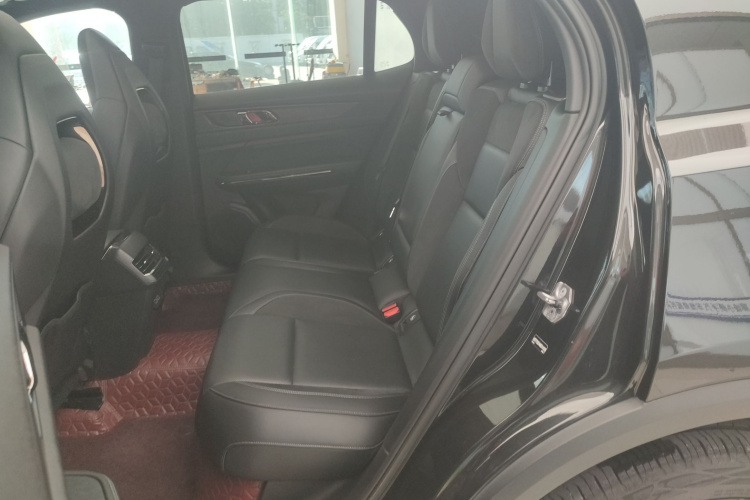 领克01 2021款 2.0TD 四驱暗夜版中控内饰21