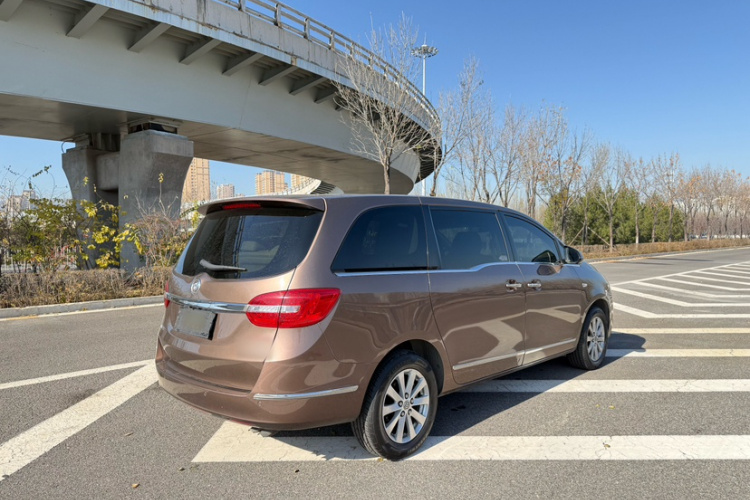 别克GL8 2018款 28T 豪华型 国VI车身外观6005