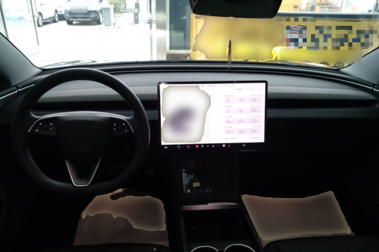 特斯拉 Model 3 2023款 后轮驱动版中控内饰12