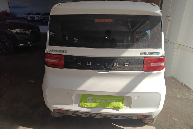 五菱汽车 宏光MINIEV 2022款 轻松款 磷酸铁锂车身外观6