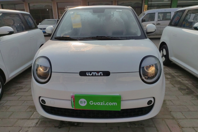 长安启源 长安Lumin 2026款 宝藏版 205km 酷爱米 宁德车身外观2