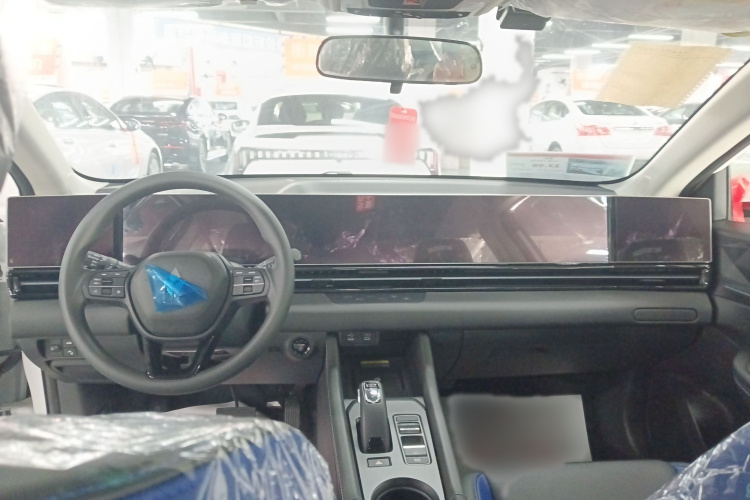 灵悉L 2024款 头号玩家版中控内饰7003