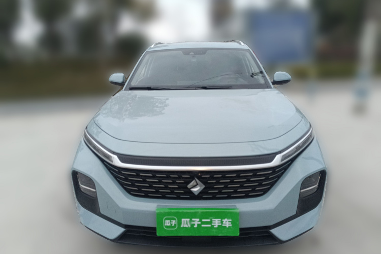 宝骏Valli 2021款 1.5T 大理天空 CVT尊享型车身外观2