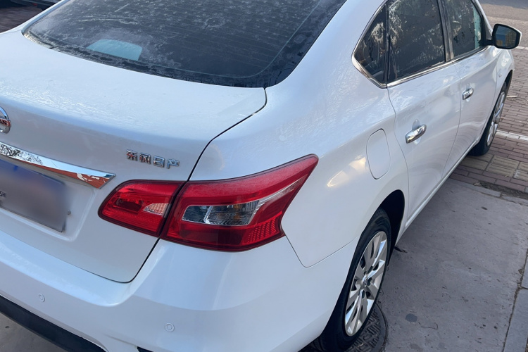 日产 轩逸 2022款 经典 1.6XE CVT舒适版车身外观6005