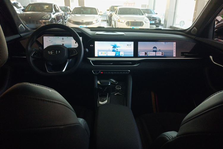 吉利汽车 星越L 2024款 2.0TD 高功自动两驱天际版中控内饰12