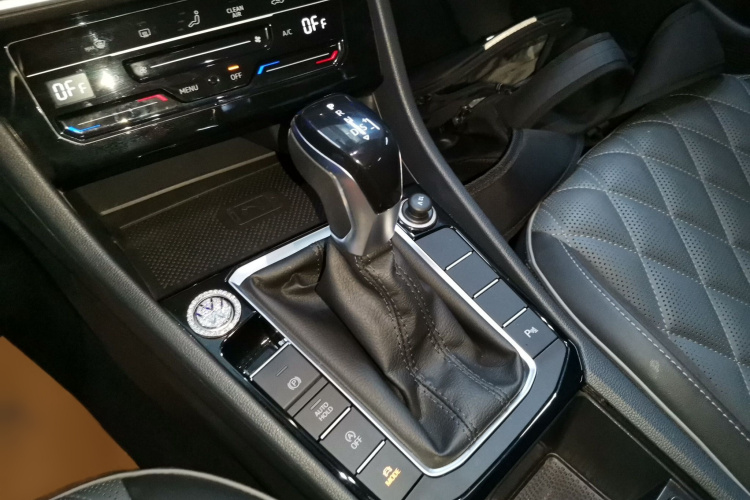 大众 速腾 2023款 300TSI DSG卓越版局部细节18