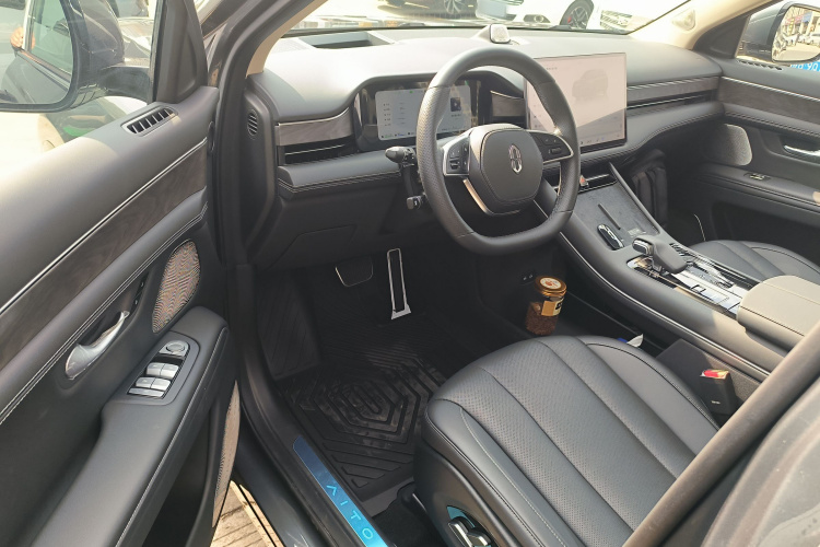 鸿蒙智行 问界M7 2024款 1.5T 后驱Plus版 5座中控内饰20