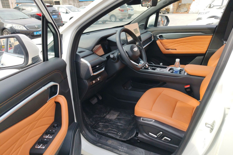 吉利汽车 豪越L 2024款 2.0T DCT旗舰型中控内饰20