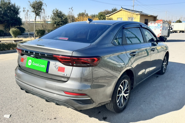 吉利汽车 帝豪 2025款 第4代 1.5L 手动龙腾版车身外观6002