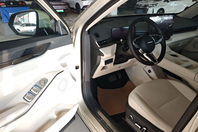 哈弗H6 2024款 1.5T 两驱Ultra中控内饰20