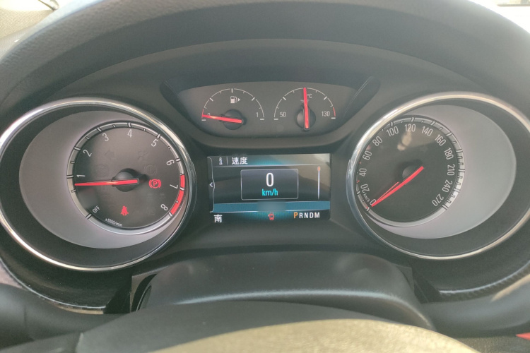 别克 威朗 2016款 两厢GS 20T 双离合纵情运动型局部细节14